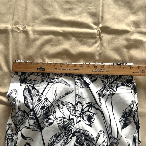 Jeans MrP Denim M/L Blanco Negro Floral Island leer - Imagen 9 de 13