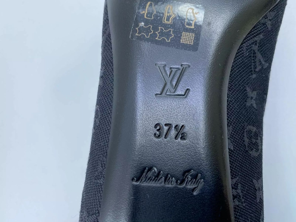 Louis Vuitton Women's Black Monogram Flat Ballerina size 7.5