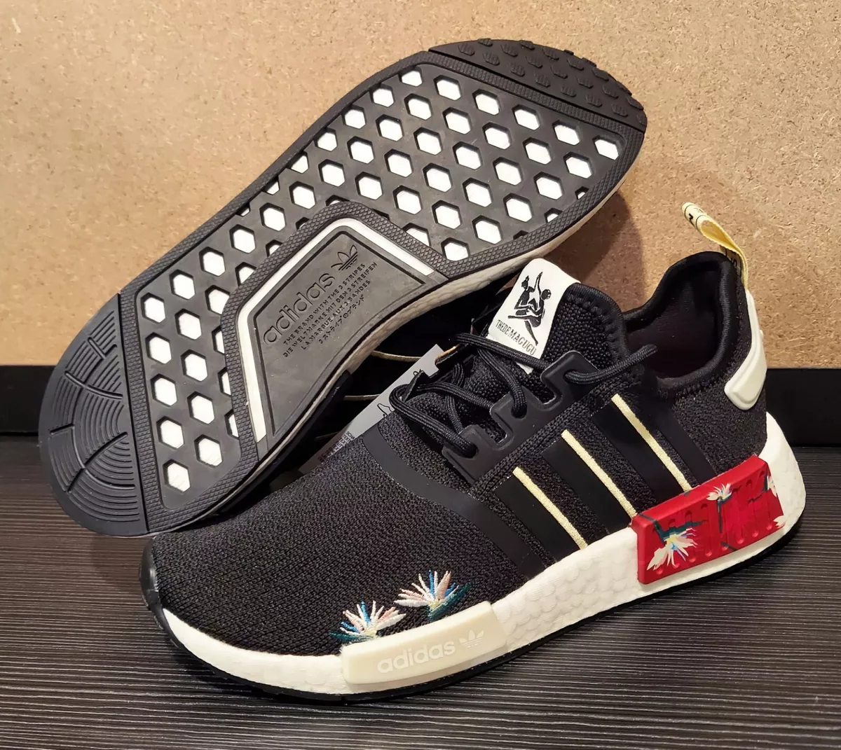 Nmd r1 store custom