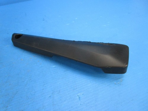 11 12 13 2011 2012 2013 YAMAHA FZ8 SEAT SUBFRAME SIDE COVER PANEL LEFT RIGHT OEM - Picture 3 of 7