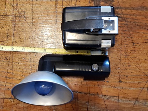 Antique Vintage Kodak Brownie Hawkeye Camera Flash Model- untested W/ Carry Bag - Picture 15 of 23