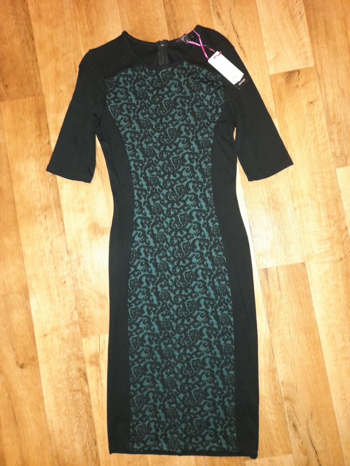 Picture 1 of 6