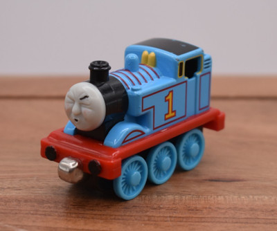 Thomas the Train Working Hard Diecast Metal Tank Engine Friend Take Play 2002