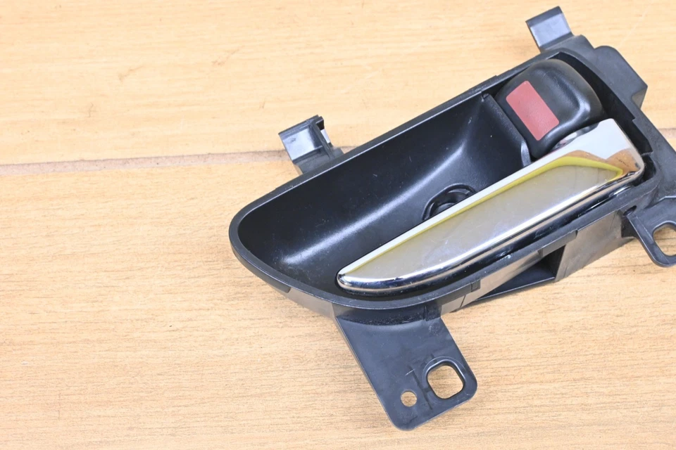 Manija interior de la puerta del lado derecho del pasajero 15-21 Subaru WRX STI Forester BRZ fabricante de equipos originales Foto 2 de 4
