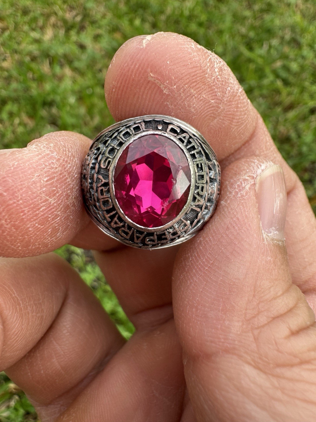 Class ring - image 1