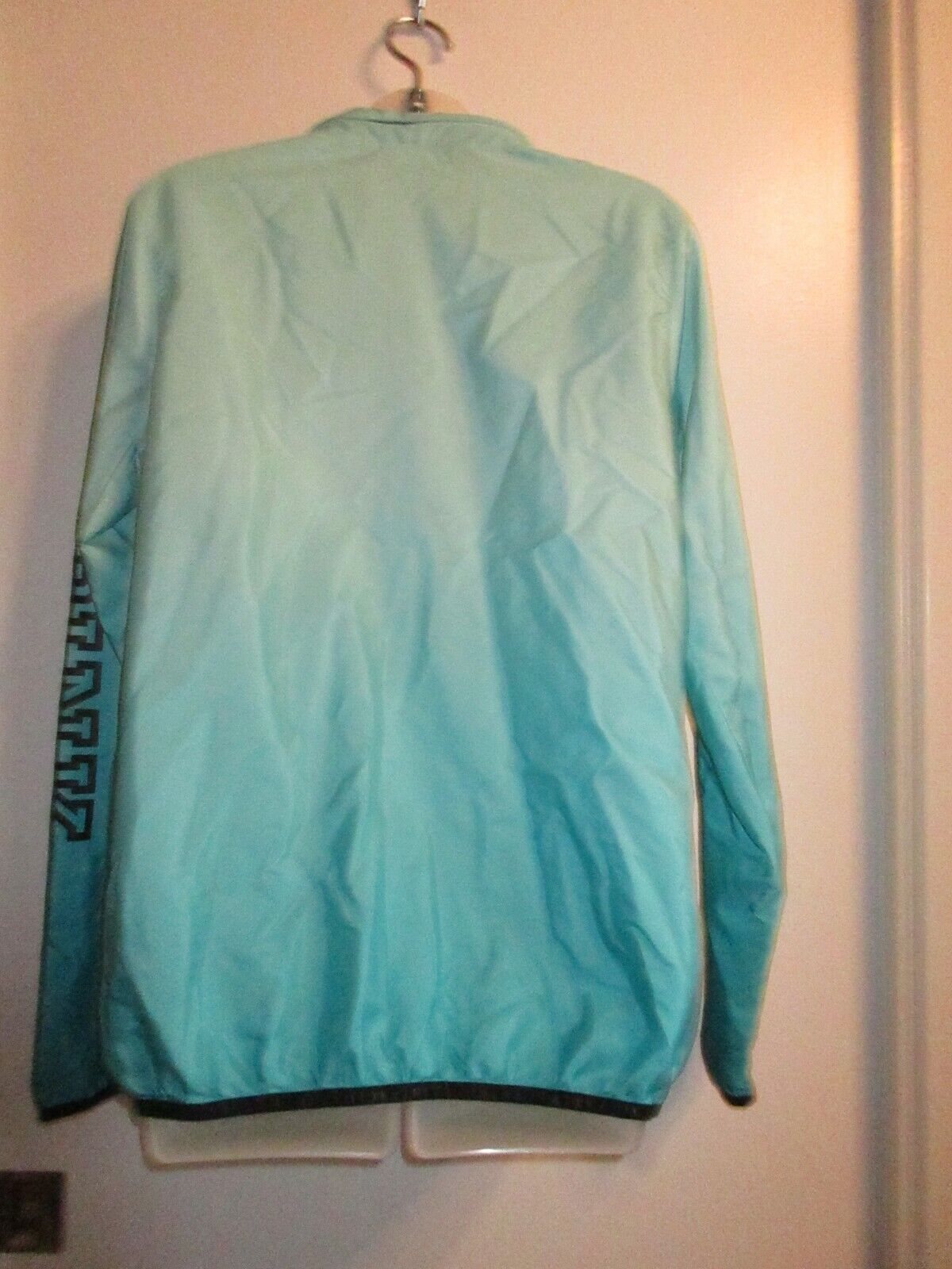 Foto 6 di 6