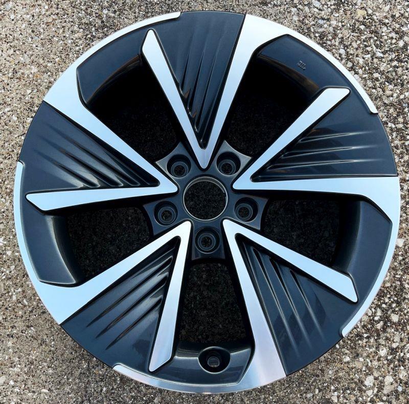 ①shou 245/35R20 REGNO 2023年 （A0224） Lexani LX-Twenty Performance Passenger Tire, 245/35R20 95W XL, 30K