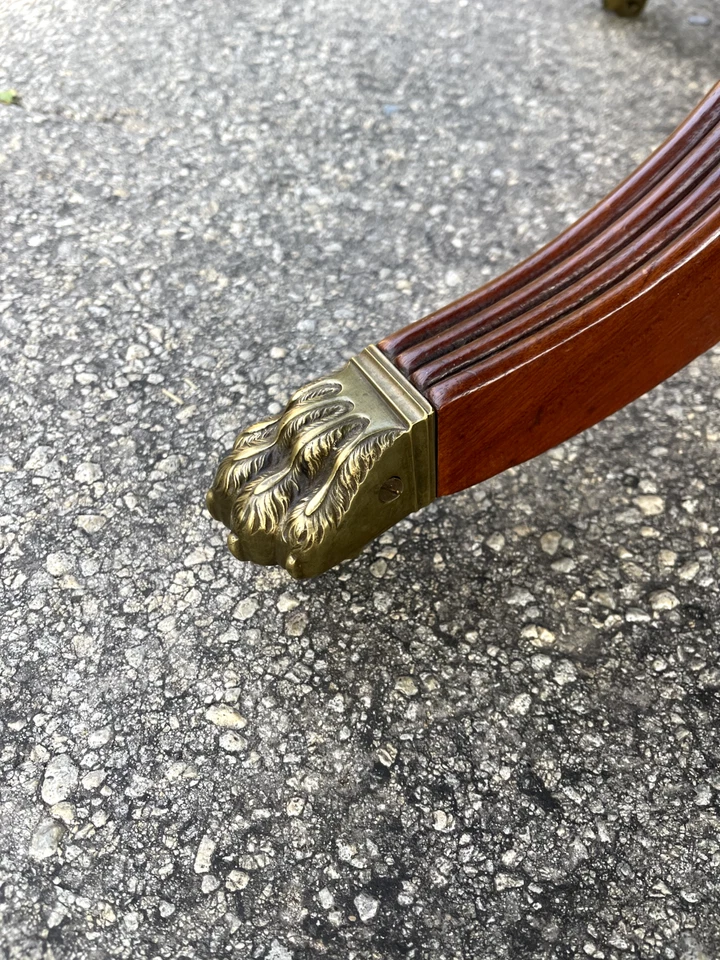 Early 19th Century Regency Mahogany Drop-Leaf Table table with brass feet - Image 4 of 4