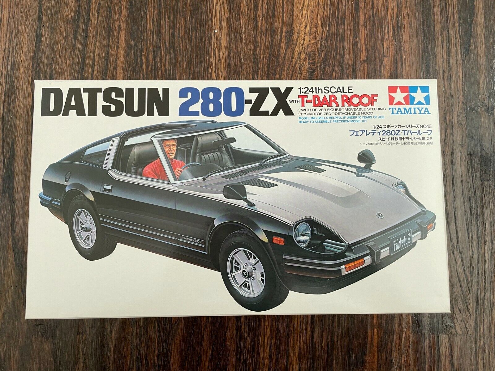 Tamiya 1/24 DATSUN (Nissan) 280-ZX T-Bar Roof Vintage Full detail