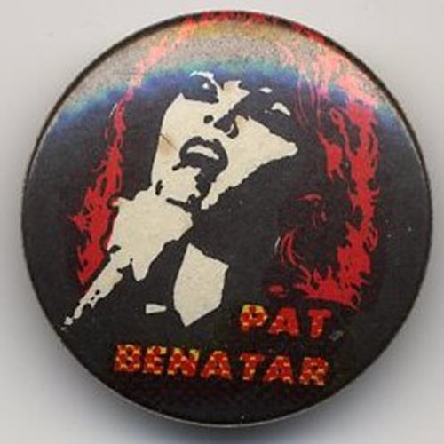 Pat Benatar Badge Button #1ADVEST - Foto 1 di 1