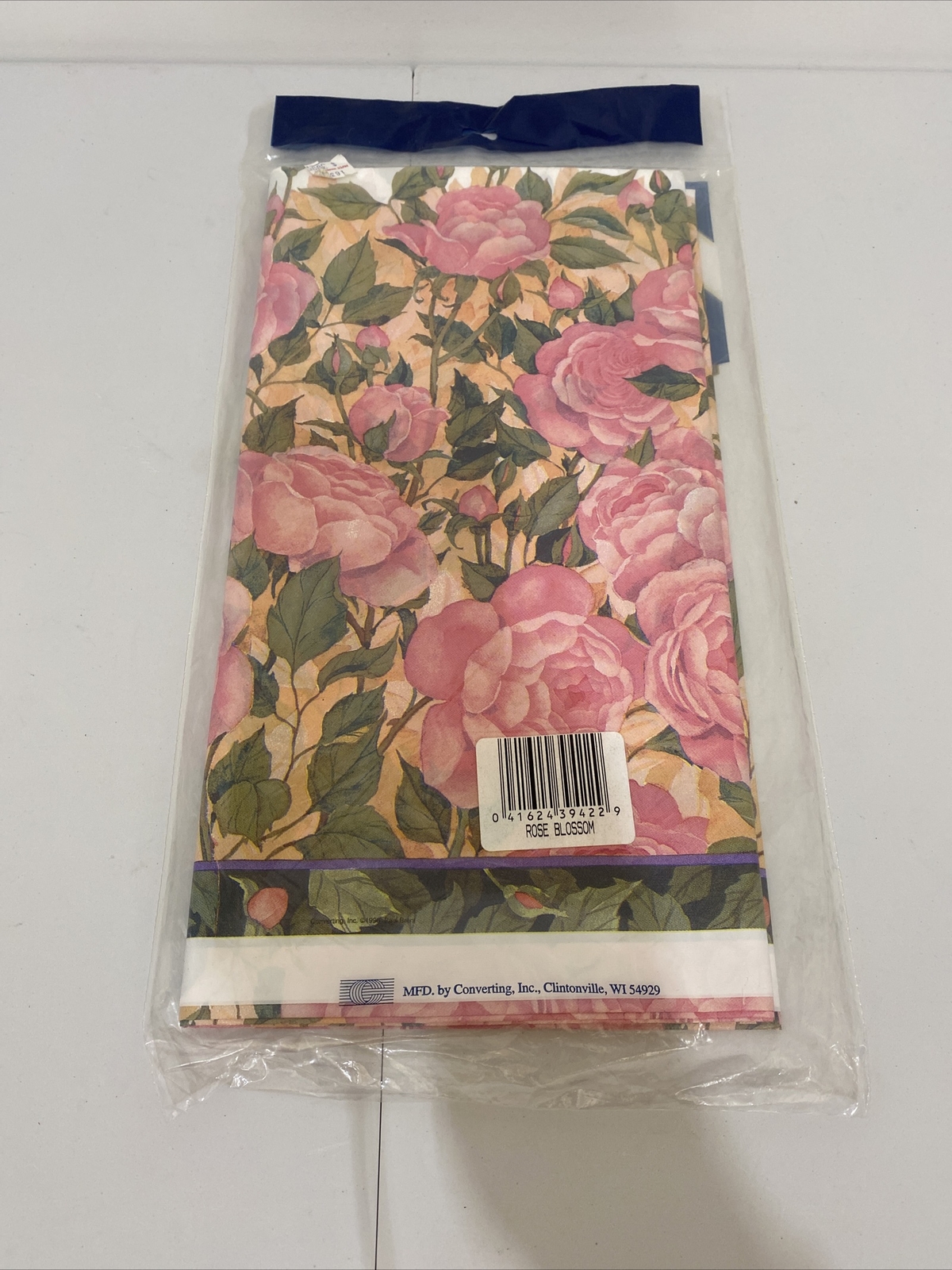 Vintage Table Cover 54" x 108" Tablecloth Rec Waterproof Plastic Rose Blossom