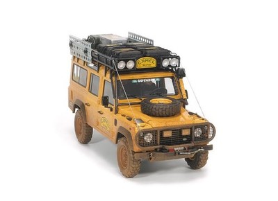 Fertigmodell für fast echten Defender 110 1993 Malaysia für Camel T im Maßstab 1:18