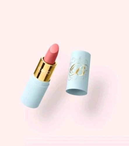 Lápiz labial Kiko Milano Bridgerton Ballroom Beauty brillo satinado 01 vestido de fiesta rubor - Imagen 4 de 4