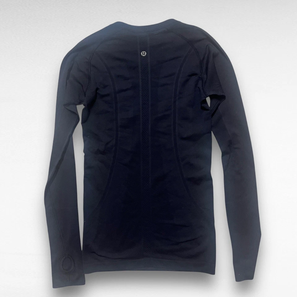Lululemon Swiftly Tech Long Sleeve Crew Shirt Purple/Navy Women’s Sz 4 - Image 4 of 4