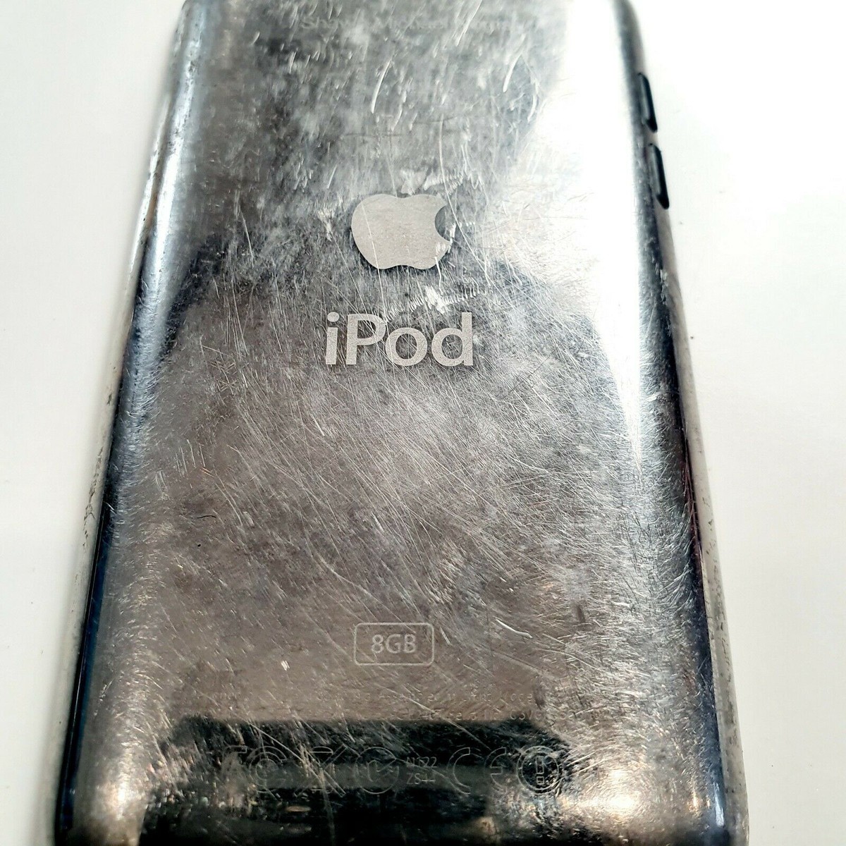 Apple iPod touch 4th Generation Black 8GB MP3 MP4 Player- Tested