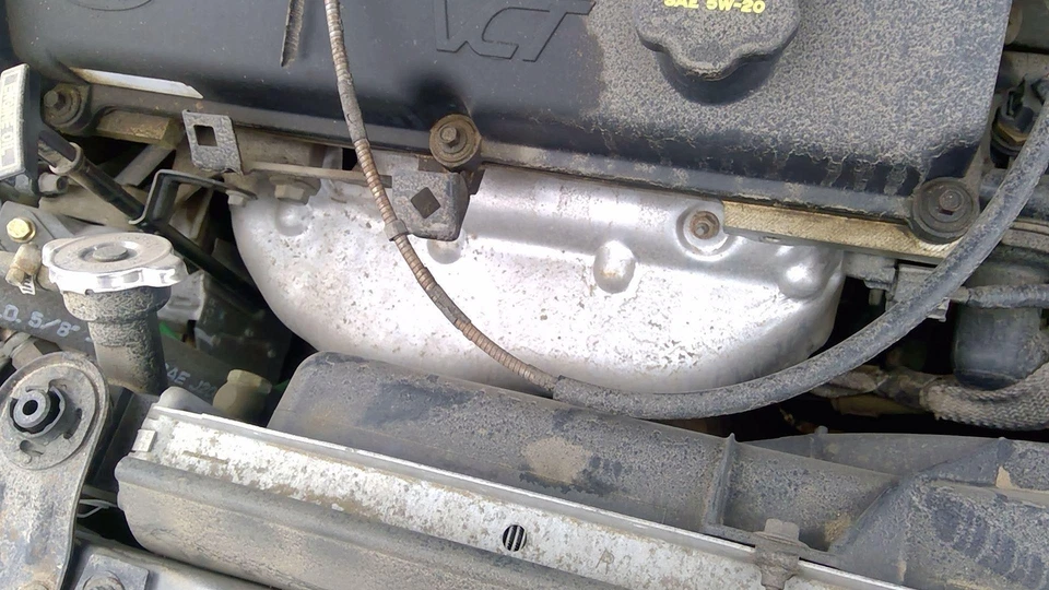 Conjunto de colector de escape Ford Escort Zx2 1998-2003 OEM 2,0 L Dohc At Foto 4 de 4