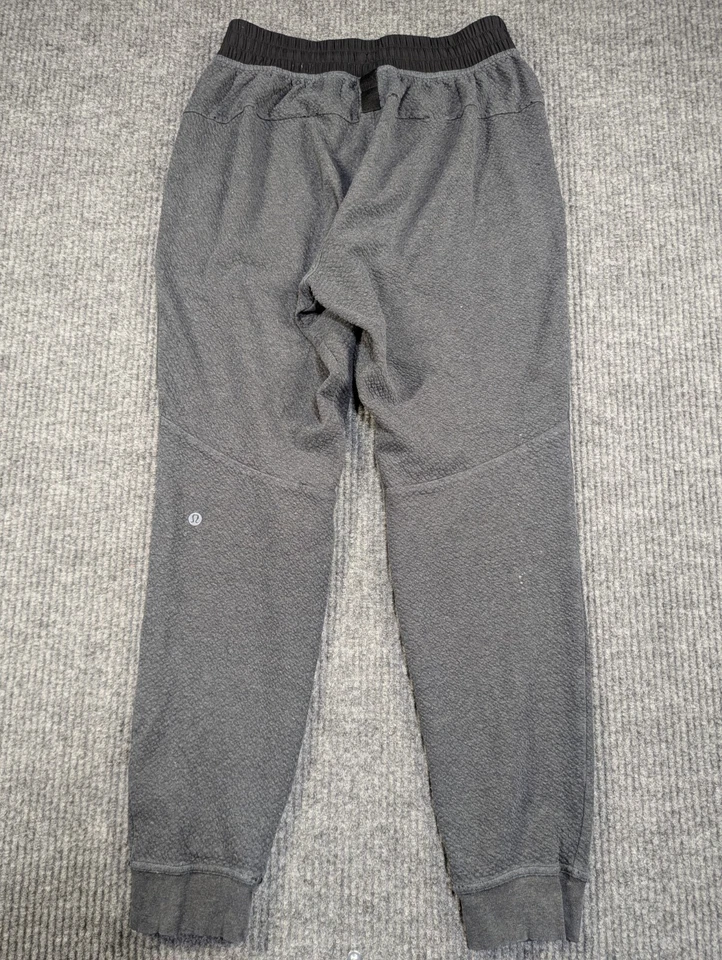 Pantalones Lululemon Para Hombre Pequeños Gris A Facilidad Texturizados Doble Tejido Algodón Jogger LEER Foto 2 de 4