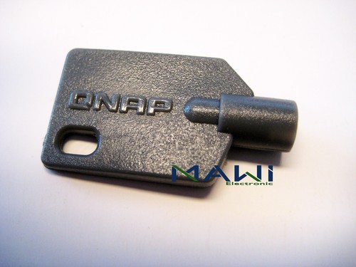 Original QNAP Schlüssel / Key für TR-002 / TRAY-25-BLK01 / TRAY-25-BLK02 - 第 1/2 張圖片
