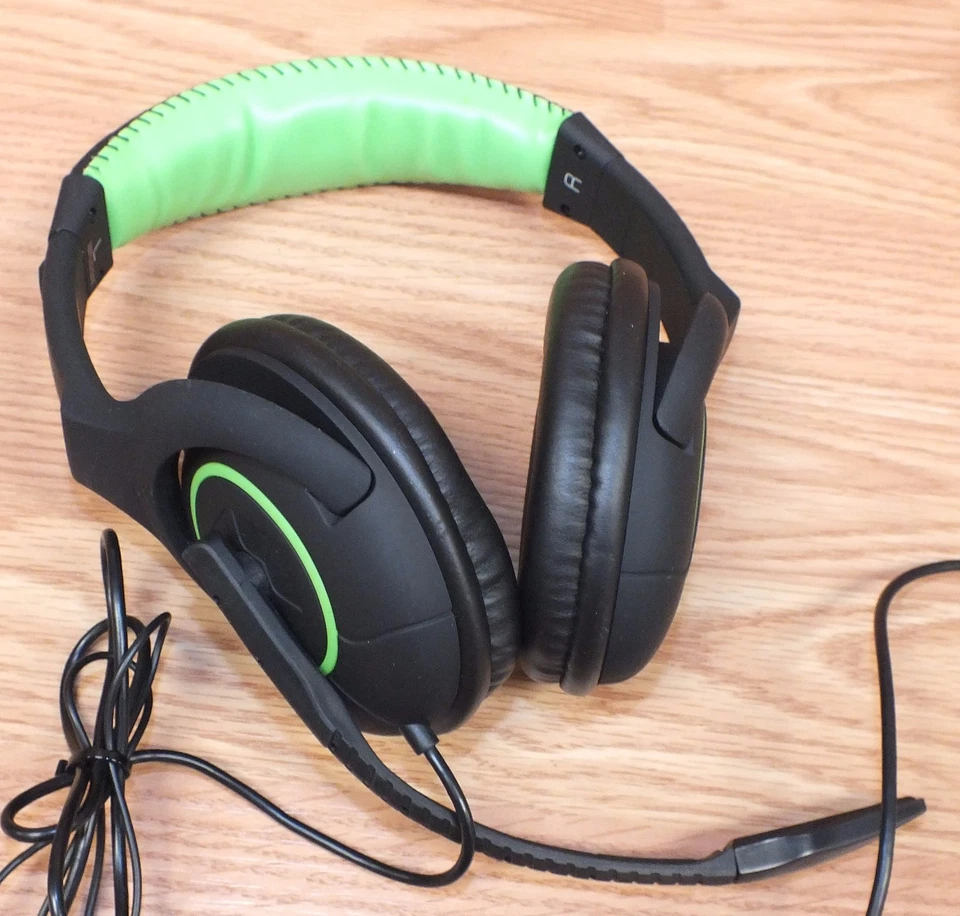 Genuine Gioteck Black & Green Wired Gaming Headset / Headphones **READ** - Image 4 of 4
