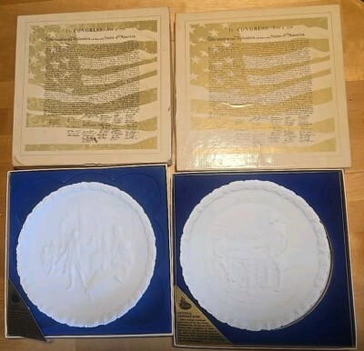Fenton Handmade 1776-1976 ''Proclaim Liberty Land'' Decor Plate w/ Box & Papers 