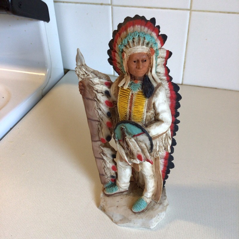 1989 Castagna Figurine of Chief Red Cloud - Oglala Lakota - Hand-Painted Resin