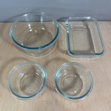 Lot of 4 Pyrex 1qt 7201R(x1) / 1cu 7202R(x2) /2cu 8602(x1) Made in USA / No Lids