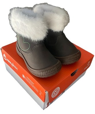NEW Oomphies Winnie Chocolate Brown Faux Fur Side Zip Up Boots - Size 5c NIB