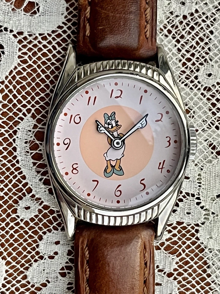 Reloj Daisy Duck Edición Limitada Ingersoll Personaje Colección Timex 0163/1900 Foto 3 de 4