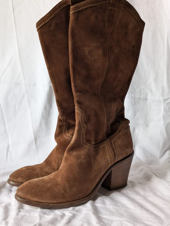 Bottes cuir daim marron Strategia. Taille 40. Quasi neuf. - Photo 1/4