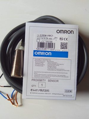 1PCS New For Omron Proximity Switch E2EM-X8C1 E2EMX8C1