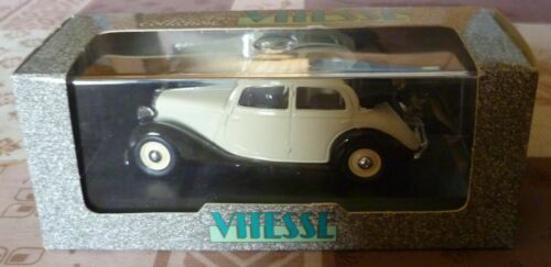 RARE PENNY TOYS Gobin Daudé Polichinelle camion plateau Peugeot /jouet en tole EUR 30,00 - FR
