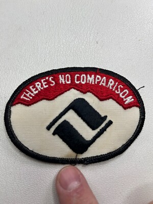 Vintage Kinda Rough Condition Red White VAIL SNOW SKI RESORT COLORADO Patch T126