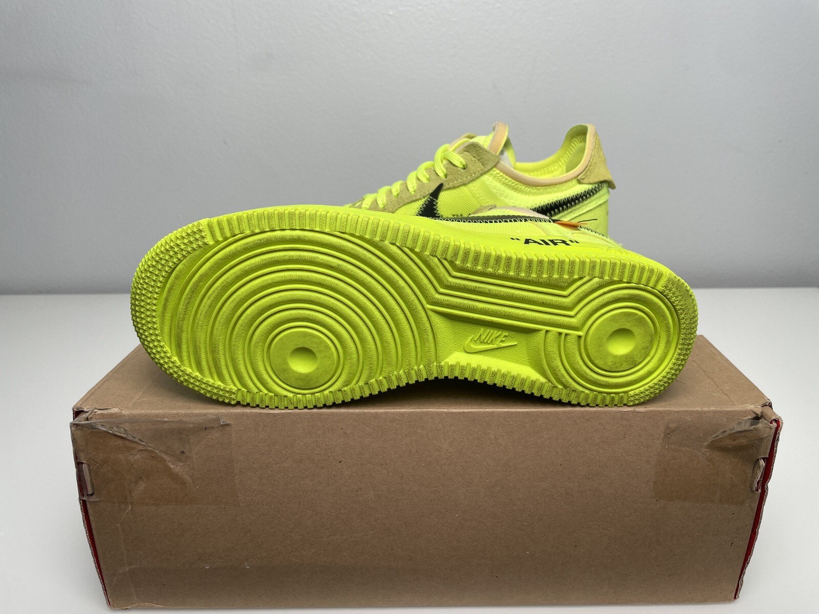 OFF WHITE X NIKE Nike Air Force 1 Low x OFF WHITE 'Volt' (taglia 6) *Molto pulite*
