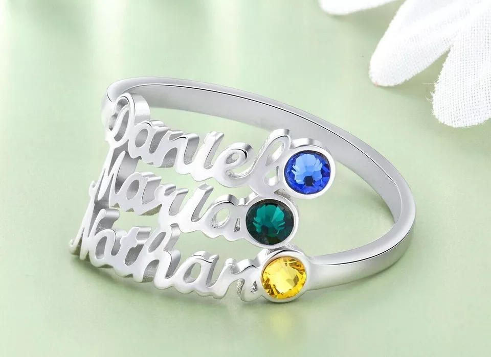 Anillo personalizado con nombre recortado en 3D y piedra de nacimiento para mamá/abuela - 3 nombres 3 piedras de nacimiento Foto 4 de 4
