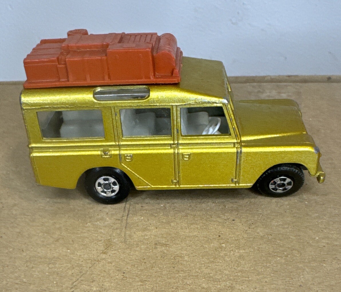 Matchbox 12b, Land Rover Series 2 - Free Price Guide & Review
