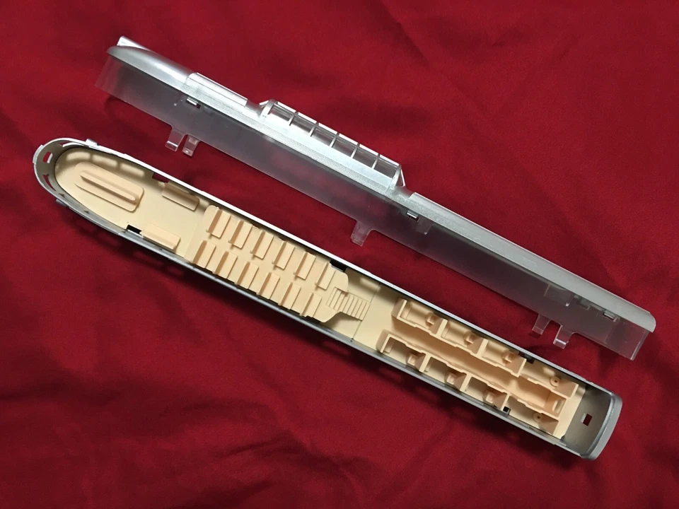 Passenger Car Interior KIT [ HO ] Con-Cor 85ft Corr-Side Vista-Dome Observation - Image 2 of 4