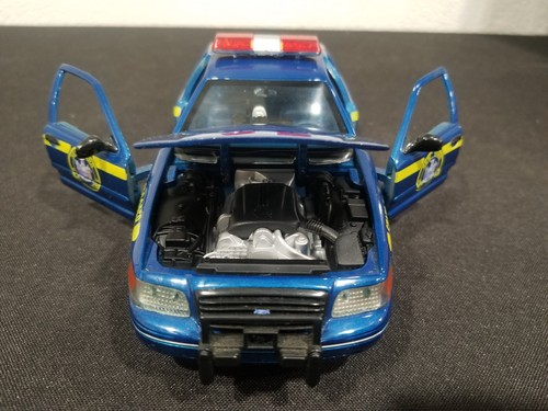 CLASSIC METAL WORKS 1999 POLICE INTERCEPTOR NEW YORK STATE TROOPER 1:24 P71 - Picture 18 of 19