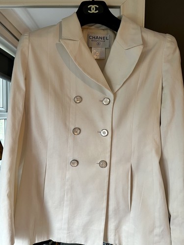 CHANEL BOUTIQUE White Cotton Vintage Jacket sz 36 - Picture 2 of 12