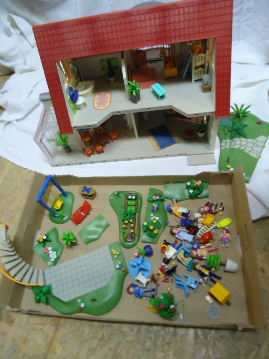 Lot Playmobil Maison Avec Accessoires Et Personnages - Occasion