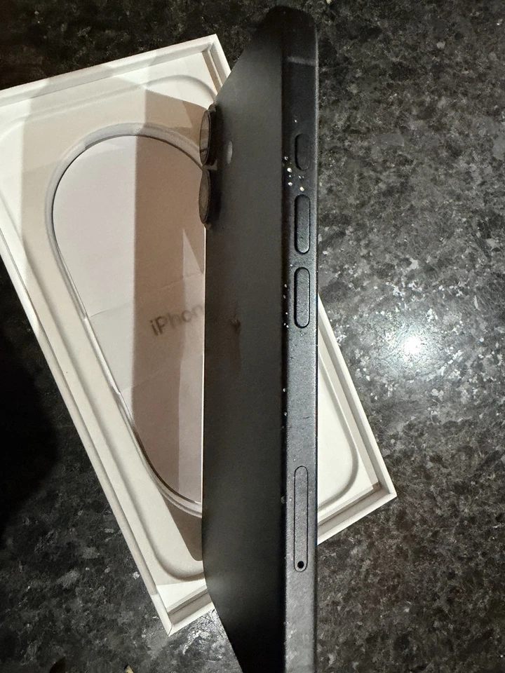 Apple iPhone 16 · 128GB, Foto 3 von 5