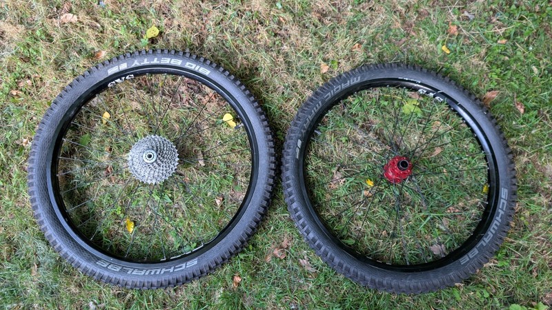 Halo SAS 26-inch Wheelset Hope Pro 4 Huns Schwalbe Tyres Front Rear