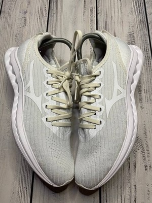 Women Running Shoes Miznuo wave revolt 2 US7.5 UK8