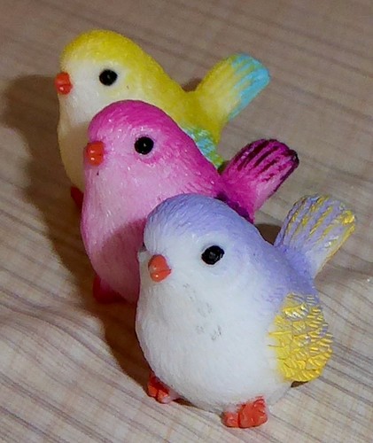 LOT 9 GARDEN MINIATURES BIRDS NEST LADDER BIRDHOUSE COLORFUL FIGURES NEW MINI - Picture 6 of 9