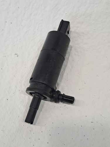 6R0955681 WISCHWASSERPUMPE / 662218 für VOLKSWAGEN GOLF VII LIM. (BQ1)