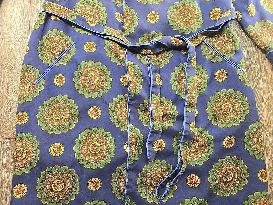 Bata Turnbull & Asser 100 % seda estampado mandala seda azul hombre pequeña - MANCHAS Foto 3 de 4