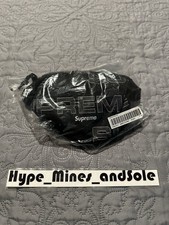 New in Bag Supreme Neck Pouch - FW21 - Black