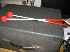 Bergerault Mallets, Red Yarn, Brand New