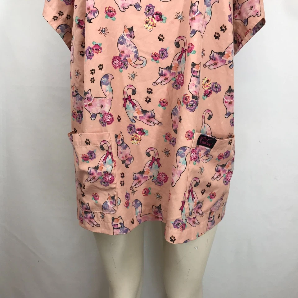 BETSEY JOHNSON - MUJER 3X - ROSA MANGA CORTA CUELLO EN V BATA EXFOLIANTE TOP Foto 3 de 4