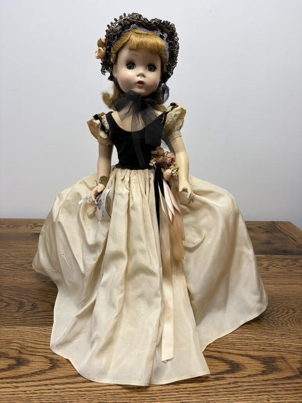 VINTAGE MADAME ALEXANDER 18" WALKER VICTORIAN DOLL FROM HISTORICAL SERIES