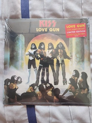 KISS LOVE GUN LIMITED EDITION 45TH ANNIVERSARY GOLD COLOR VINYL 2022. NEW/SEALED